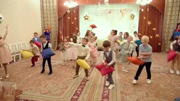 ВЫПУСКНОЙ "ПЕППИ ДЛИННЫЙ ЧУЛОК ИДЁТ В ШКОЛУ"